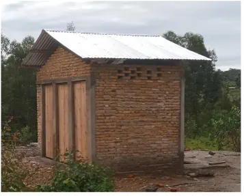 11zon_Photo-construction-latrine-muhweza